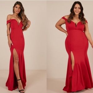 Floor length off the shoulder red dress with slit